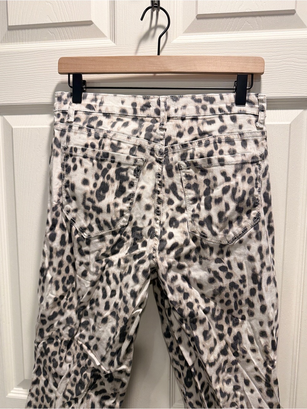 Kensie The Ella High Rise Straight Jeans Leopard Print Size 8/29 NWOT - Picture 7 of 10